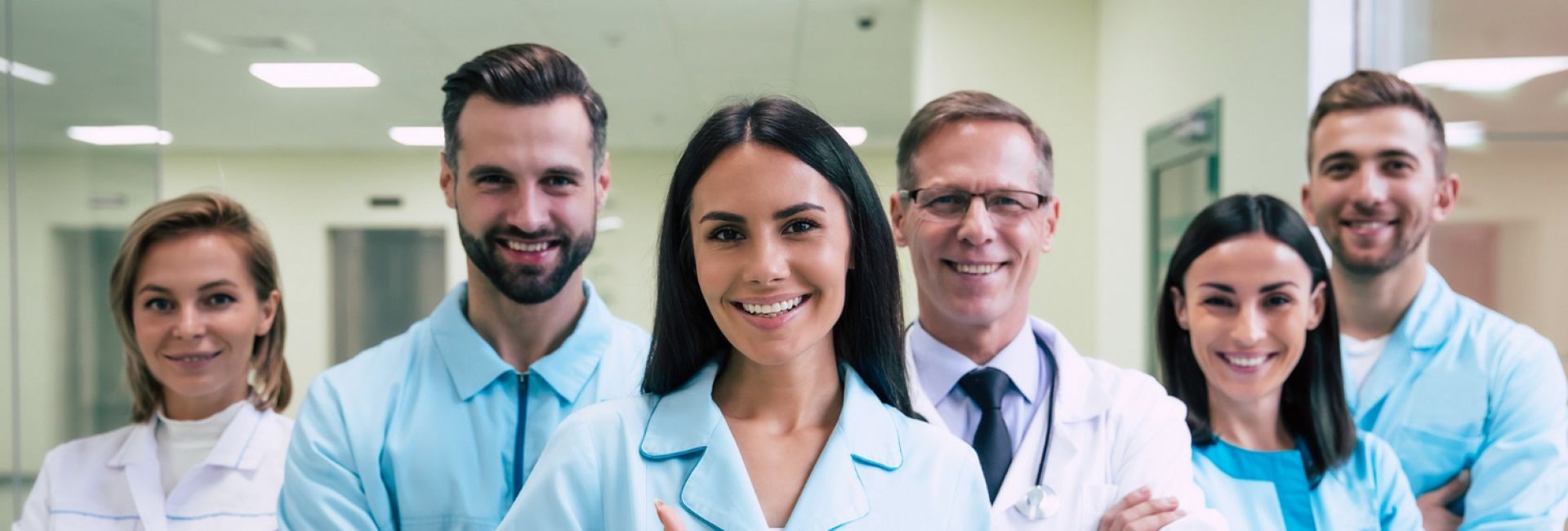 Equipe Médica do Hospital Rumo Certo: Excelência em Tratamento Psiquiátrico e Dependência Química